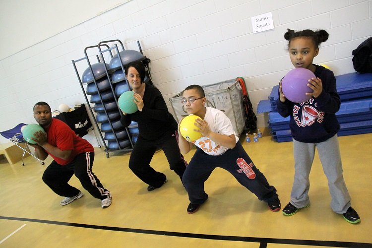 10 ways to keep your family heart healthy