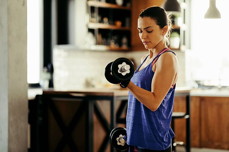 How pumping iron can reduce your heart attack risk